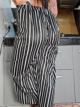 Manpreet kaur21 online show from 02/22/25, 01:13