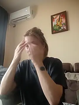 Snapshot of MySweetcum69 chatting on 10/22/25, 06:24 MySweetcum69 online show from 10/22/25, 06:24