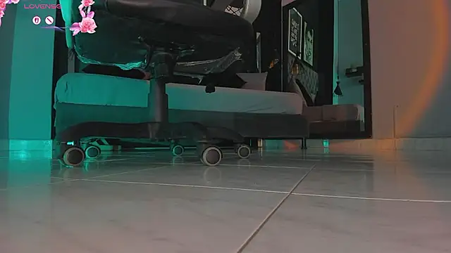 charlotte  grey online show from 02/12/26, 08:15