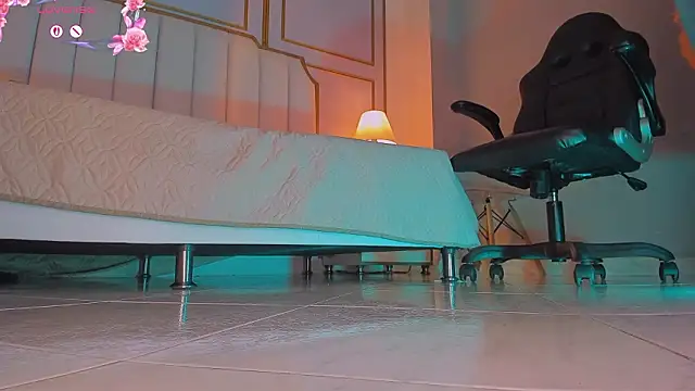 charlotte  grey online show from 02/14/26, 08:16