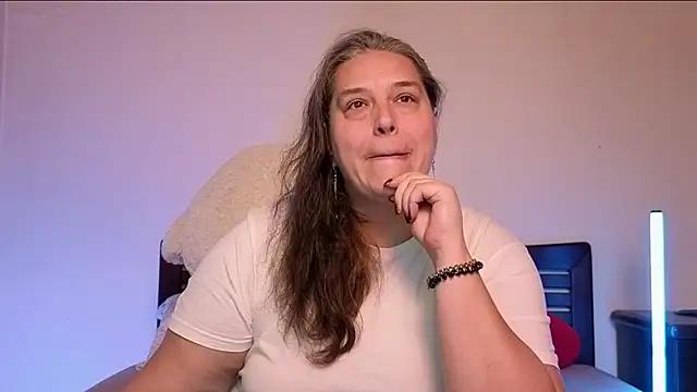 Niter online show from 10/20/25, 01:22