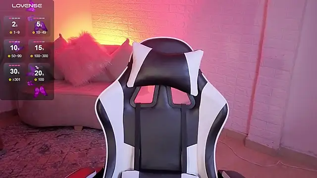 marilin a online show from 12/15/25, 12:37