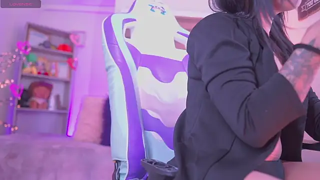 madelyn rose  online show from 09/25/25, 02:04