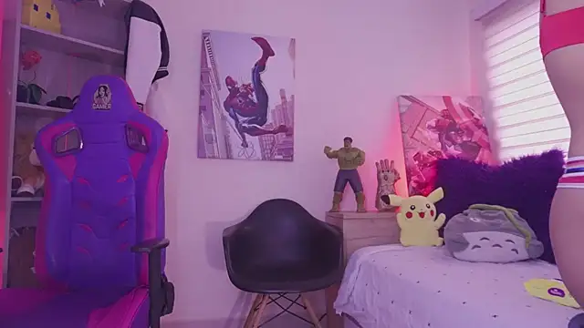 madelyn rose  online show from 04/14/26, 06:03