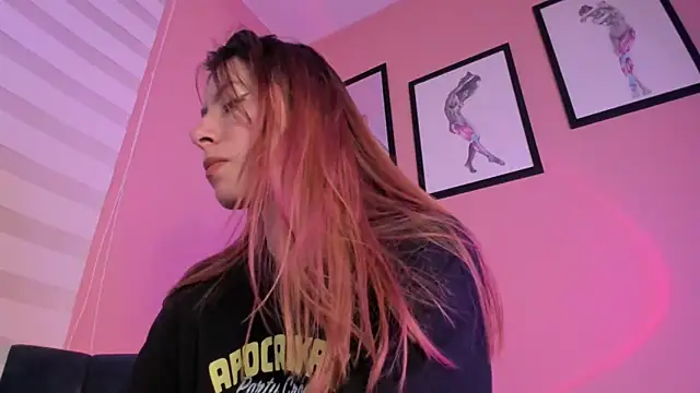 Snapshot of SensualJane2 chatting on 02/26/26, 12:09 SensualJane2 online show from 02/26/26, 12:09