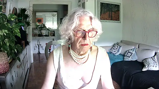 PutaCarla online show from 04/30/26, 01:17