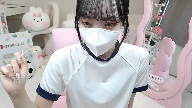 momo room online show from 03/02/25, 04:07