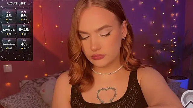 CarolineLovers online show from 02/28/25, 11:01