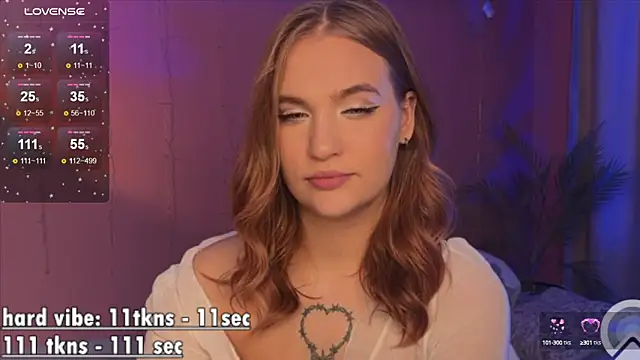 CarolineLovers online show from 03/06/25, 05:57