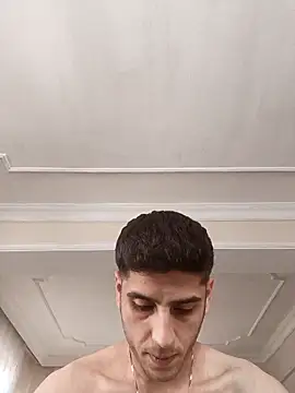 arenn1997 online show from 10/17/25, 01:03