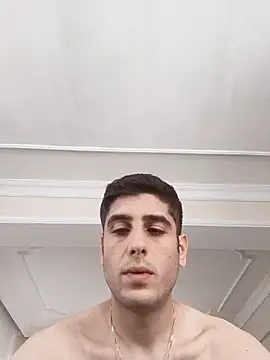 arenn1997 online show from 10/26/25, 12:11