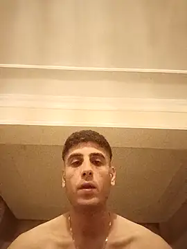 arenn1997 online show from 11/08/25, 12:11