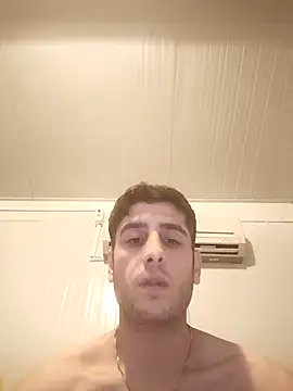 arenn1997 online show from 11/23/25, 12:21