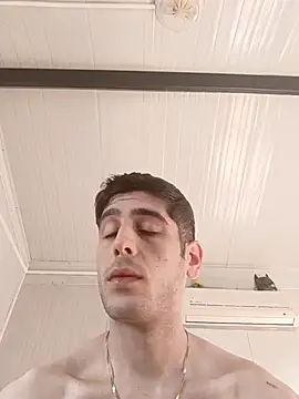 arenn1997 online show from 12/19/25, 12:34