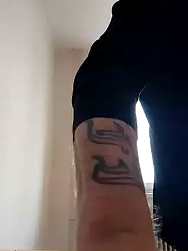 Snapshot of Chokakabraz chatting on 02/15/25, 09:38 Chokakabraz online show from 02/15/25, 09:38