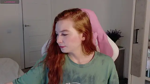 cinnabon girls online show from 10/04/25, 01:58