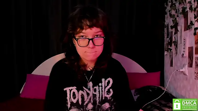 dreamgirllovee online show from 10/12/25, 09:03