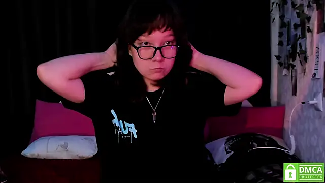 dreamgirllovee online show from 10/20/25, 09:04