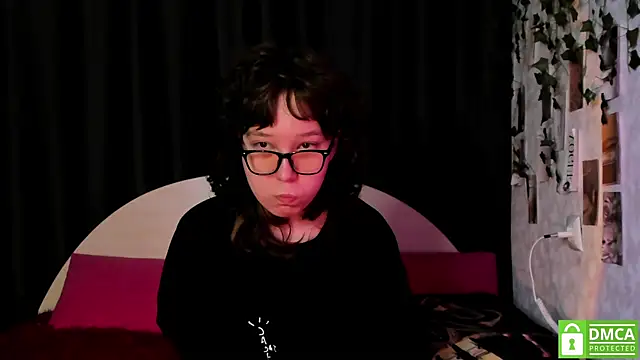 dreamgirllovee online show from 11/10/25, 01:59