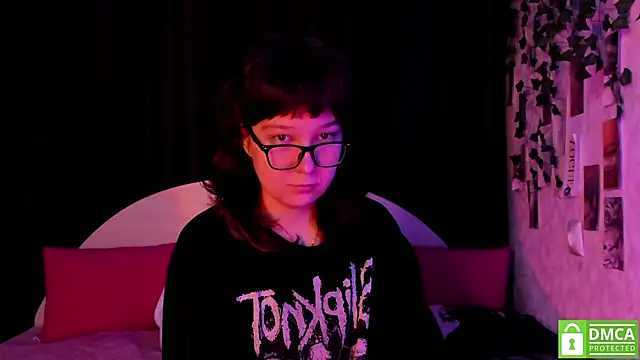 dreamgirllovee online show from 11/10/25, 10:42