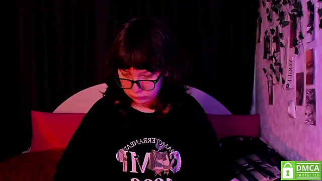 dreamgirllovee online show from 11/26/25, 11:06