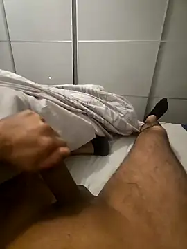 Snapshot of Hardmard chatting on 12/27/24, 06:31 Hardmard online show from 12/27/24, 06:31