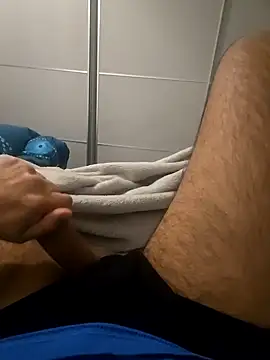 Snapshot of Hardmard chatting on 01/13/25, 01:39 Hardmard online show from 01/13/25, 01:39