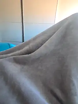 Snapshot of Hardmard chatting on 02/24/25, 01:31 Hardmard online show from 02/24/25, 01:31