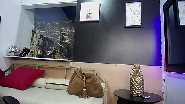 enderlis online show from 02/21/25, 02:06