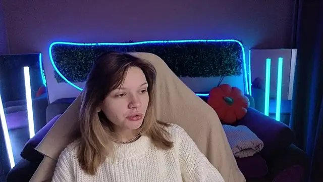 Snapshot of LitaBrom chatting on 11/15/25, 02:09 LitaBrom online show from 11/15/25, 02:09