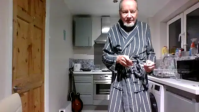 jimmybenido online show from 12/20/25, 05:31