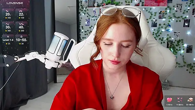 Snapshot of Meow_babe chatting on 01/07/25, 04:05 Meow babe online show from 01/07/25, 04:05