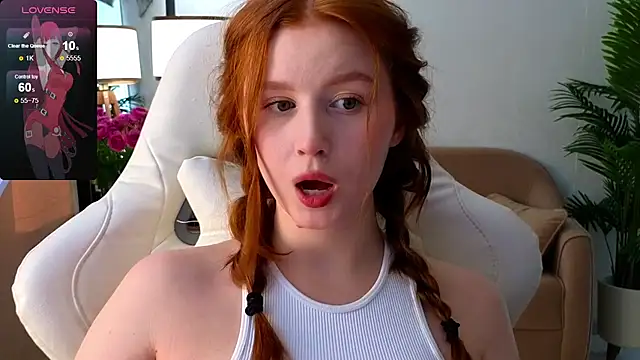 Snapshot of Meow_babe chatting on 02/17/25, 10:18 Meow babe online show from 02/17/25, 10:18