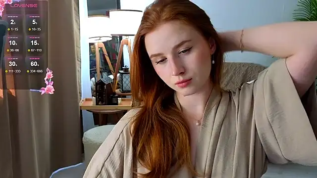 Snapshot of Meow_babe chatting on 09/21/25, 11:12 Meow babe online show from 09/21/25, 11:12