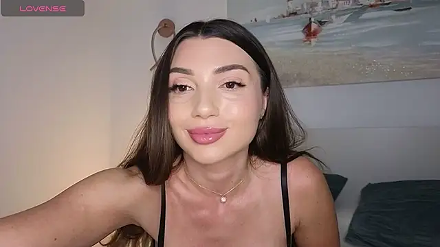 ReyaSophia online show from 04/12/26, 09:31