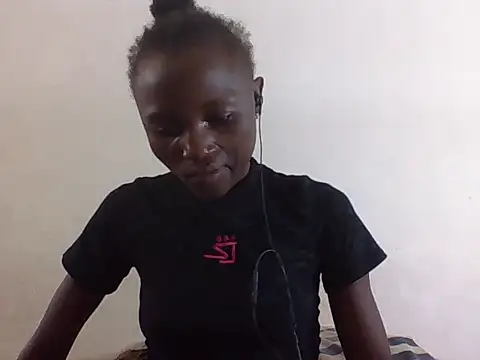 SexyNeedle22 online show from 02/02/26, 07:29