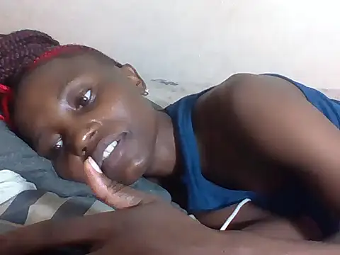 SexyNeedle22 online show from 02/10/26, 08:02