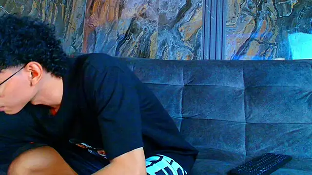 Snapshot of Daviid_laidd chatting on 01/27/25, 10:49 Daviid laidd online show from 01/27/25, 10:49