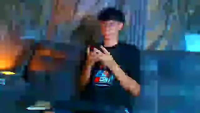 Snapshot of Daviid_laidd chatting on 01/28/25, 05:22 Daviid laidd online show from 01/28/25, 05:22