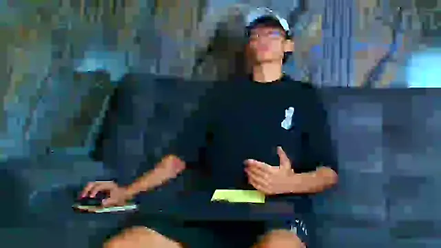 Snapshot of Daviid_laidd chatting on 02/08/25, 07:05 Daviid laidd online show from 02/08/25, 07:05