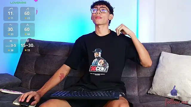 Snapshot of Daviid_laidd chatting on 03/18/25, 08:48 Daviid laidd online show from 03/18/25, 08:48