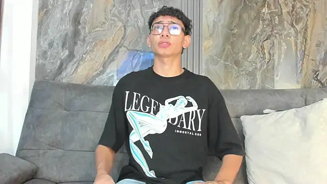 Snapshot of Daviid_laidd chatting on 10/15/25, 09:04 Daviid laidd online show from 10/15/25, 09:04