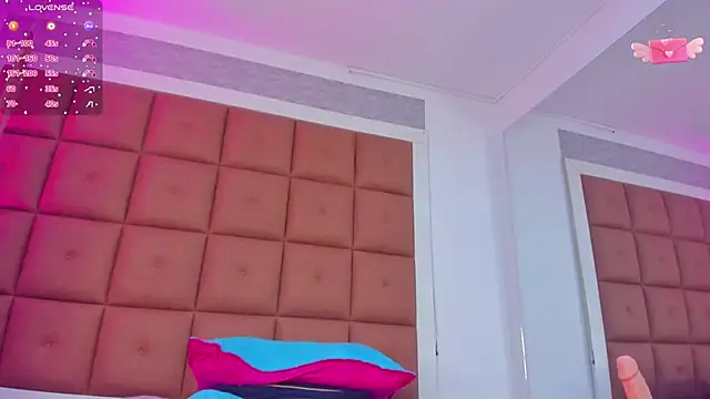 ELLA KELLY online show from 02/12/25, 05:37