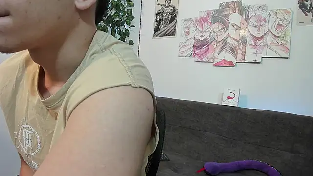 jonathanjoestar  online show from 02/04/25, 09:31