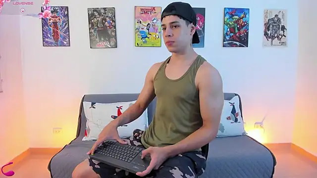 jonathanjoestar  online show from 01/08/26, 09:39