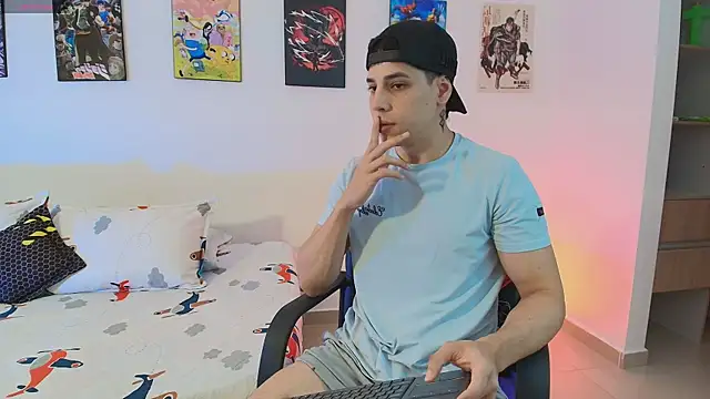 jonathanjoestar  online show from 04/08/26, 08:53