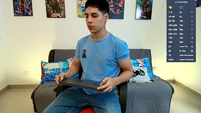Snapshot of jonathanjoestar_ chatting on 06/19/26, 08:34 jonathanjoestar online show from 06/19/26, 08:34