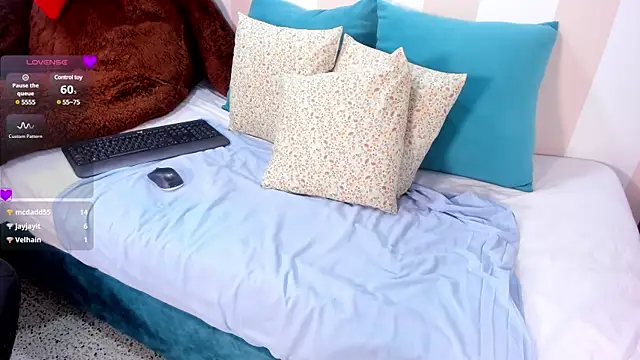 Snapshot of amina_west chatting on 03/22/25, 02:27 amina west online show from 03/22/25, 02:27