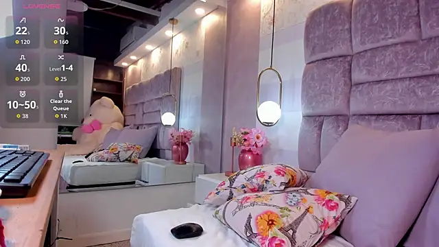 amina west online show from 09/20/25, 11:17