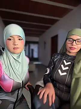 lalilamassu1 online show from 02/26/26, 10:09